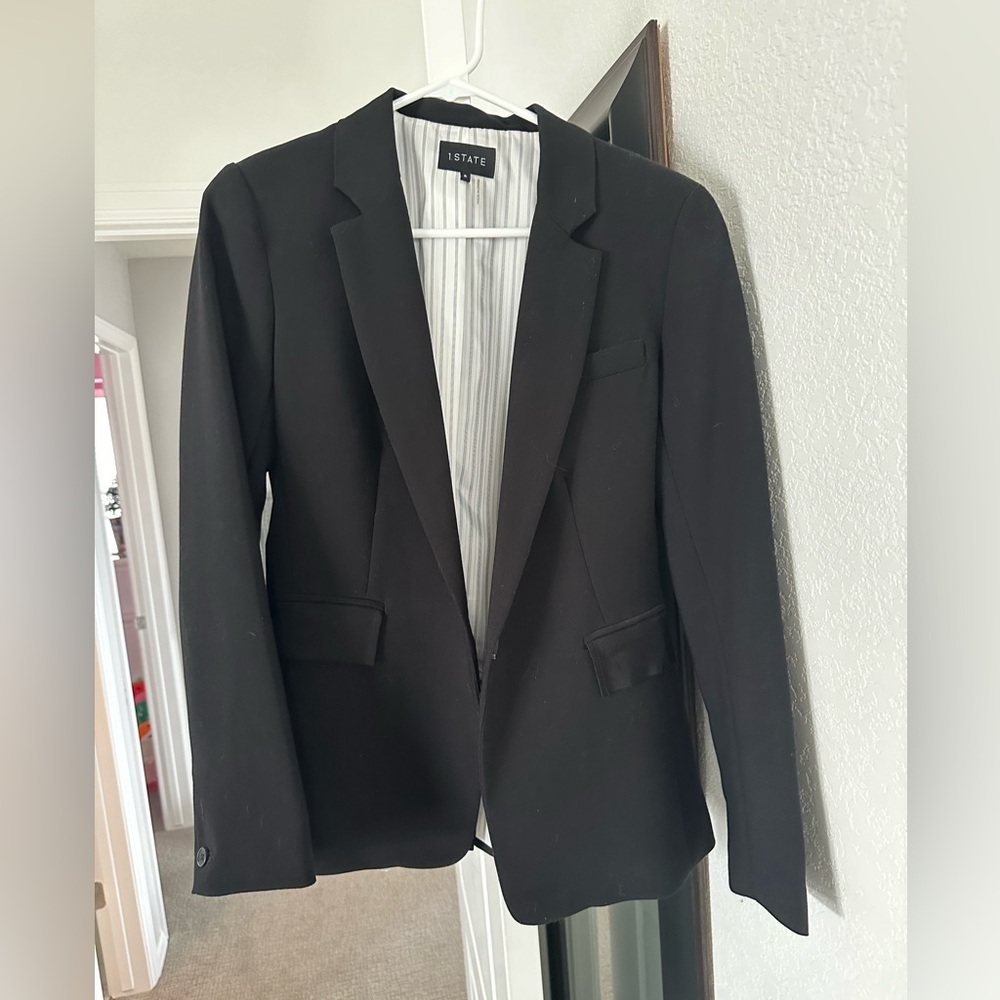 1 State black Blazer